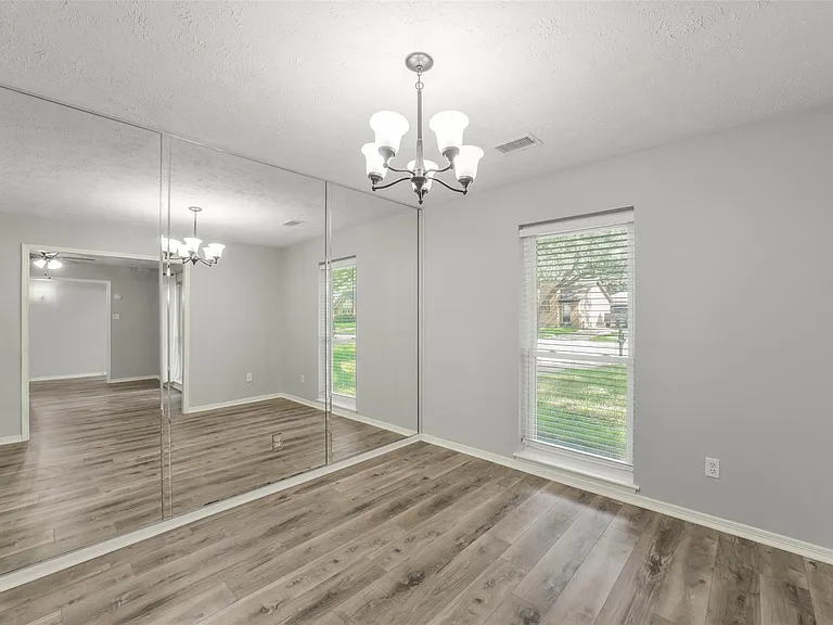 21323 Park Bluff Dr — Photo 16