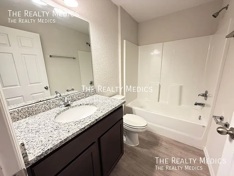 8106 Juniper Rd #3 — Photo 10