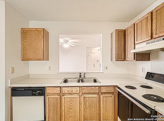 4th image of 2314 Lensgrove Ln