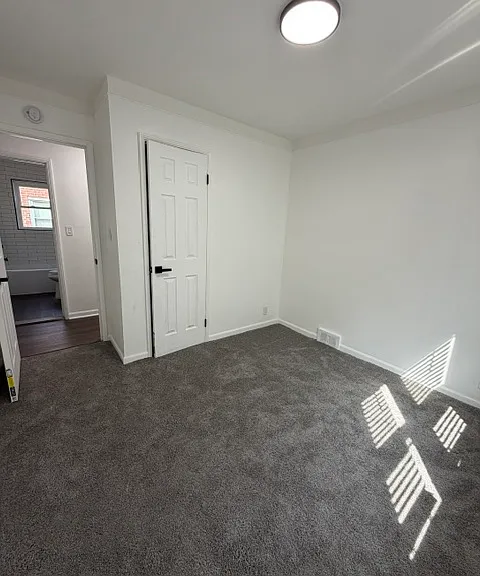 10945 Peerless St — Photo 13