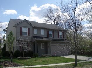 582 Honeysuckle Ln, Milan, MI