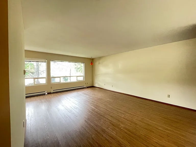 540 Williams Ave N #3 — Photo 3