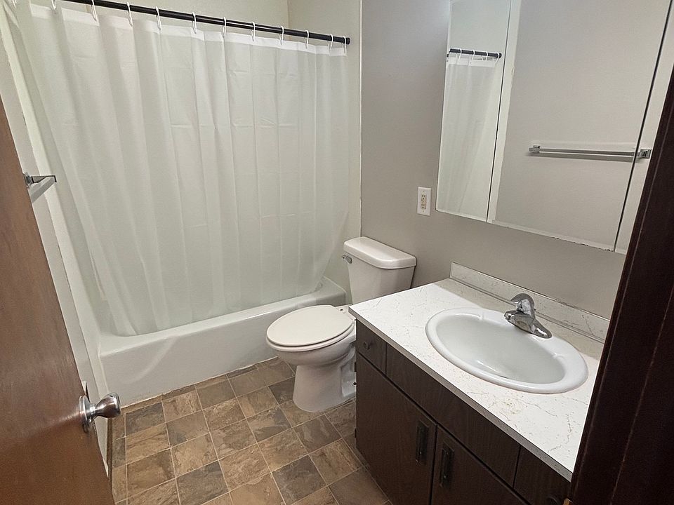 1st image of 1110 5th Ave APT 2
