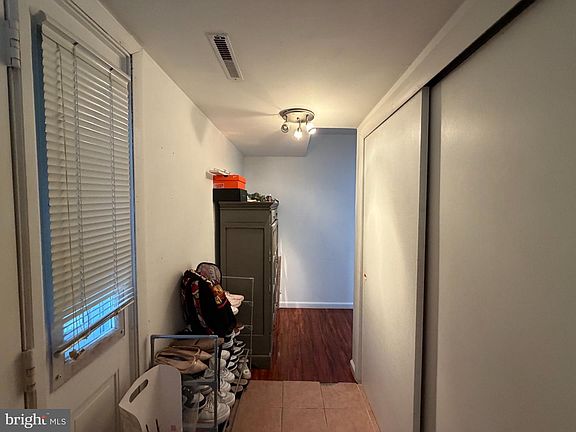 3rd image of 2248 Faunce St