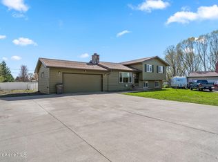 696 W Peach Tree Dr, Hayden Lake, ID 83835