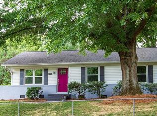 7008 Woodstream Dr, Charlotte, NC 28210