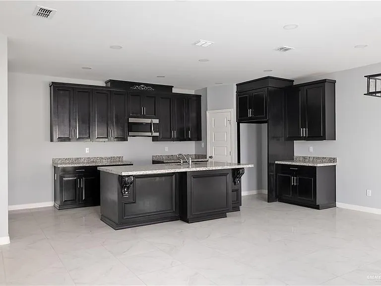 5307 N Crown Point — Photo 4