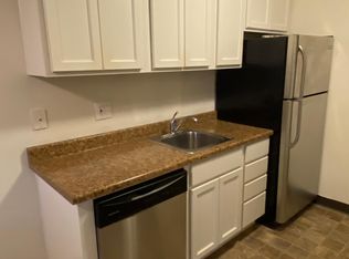 3435 SW 87th Ave #8, Portland, OR 97225