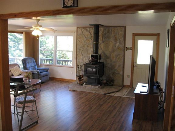 3rd image of 573 Cedar Hollow Dr