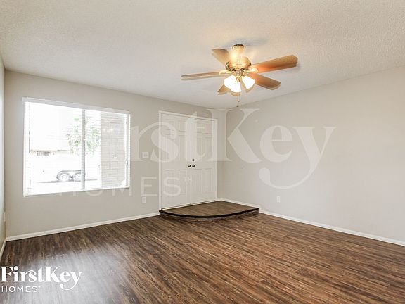 3rd image of 3846 W Dalphin Rd