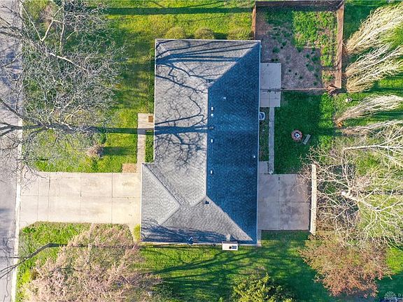 2nd image of 6229 Freeport Dr