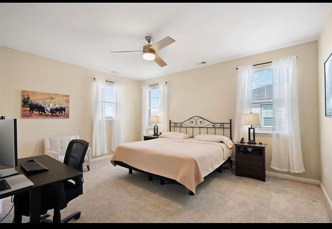 2 bed, 1372 sqft, $2,600 — Photo 2