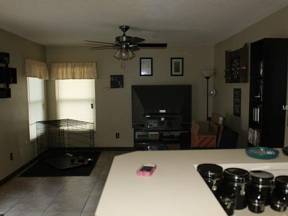 5th image of 1444 Liz Ln