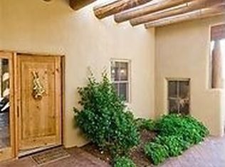 2 Paseo Del Paloma, Santa Fe, NM 87506