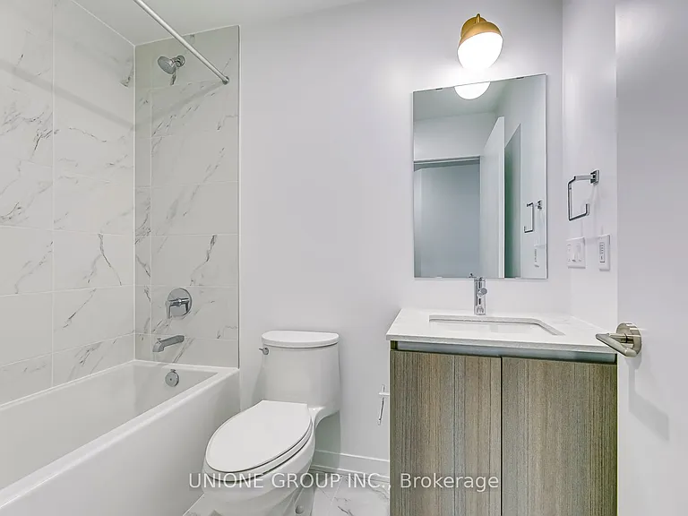 405 Dundas St W #336 — Photo 25