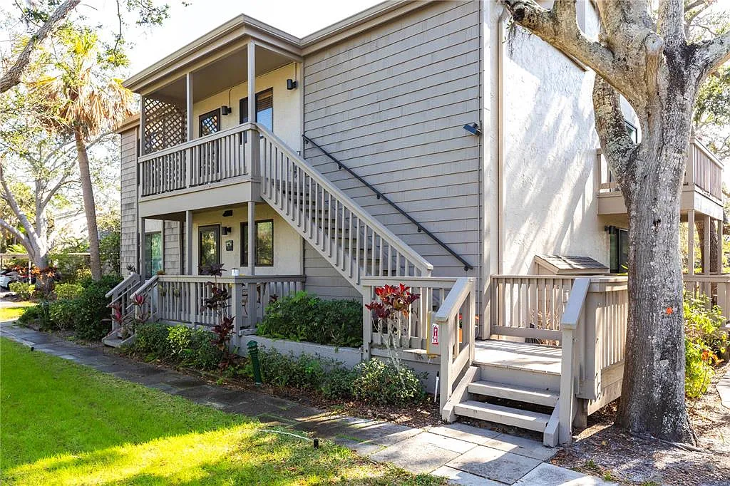 2 bed, 3.0 bath, 1635 sqft, $2,000 — Photo 1