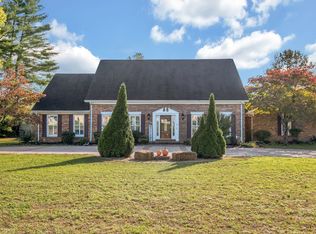 501 Douglas Dr, Lawrenceburg, TN 38464
