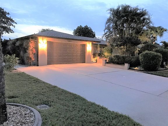3rd image of 4374 Albacore Cir