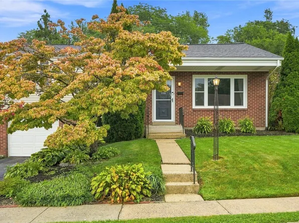 230 Pine St, Emmaus, PA 18049