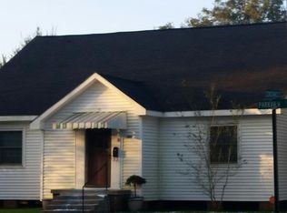 202 Parkview Dr, New Iberia, LA 70563