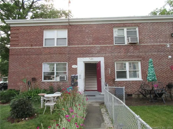395 Granfield Avenue, Bridgeport, CT 06610