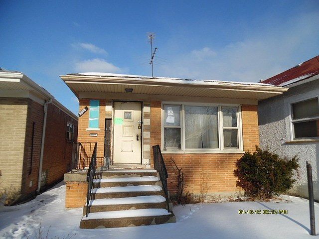 2nd image of 1710 W Montvale Ave