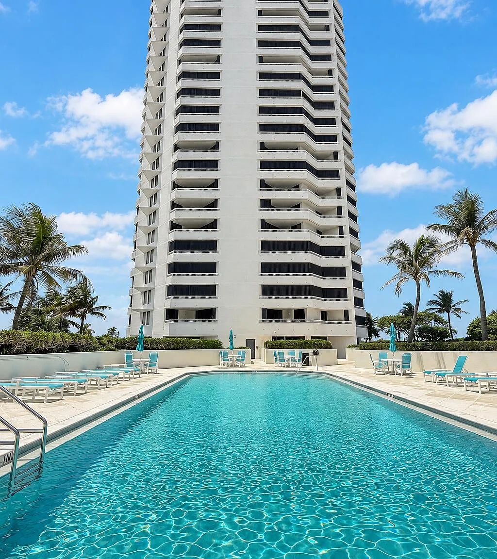 2 bed, 2.0 bath, 1804 sqft, $5,750 — Photo 1