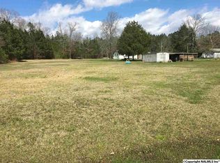 470 Nelson Hollow Rd, Somerville, AL 35670