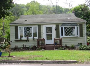 648 Bodle Rd, Wyoming, PA 18644