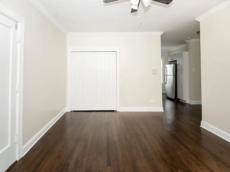 3817 N Greenview Ave #1E — Photo 3