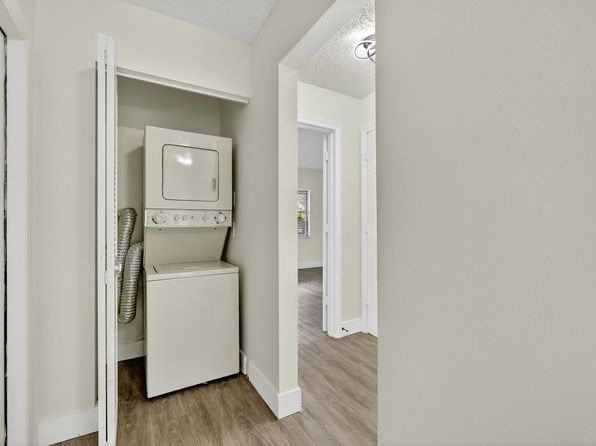 2513 S 17th St APT 206