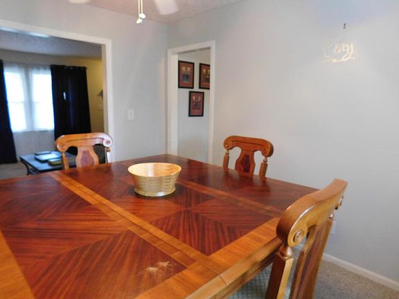 5th image of 3731 Holly St