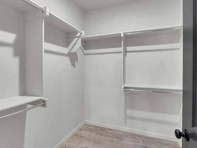 324 Vinnedge Ave — Photo 10