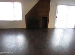 3245 Eastgate Pl, Anchorage, AK 99504