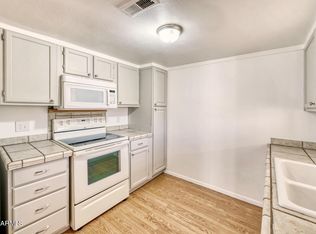 406 E Navajo St, Huachuca City, AZ 85616