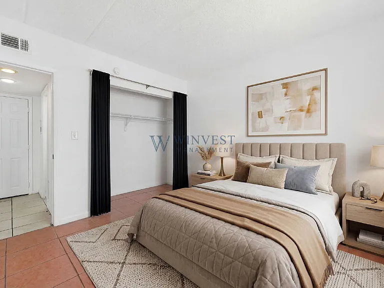 Presidential View Apartments — Photo 15