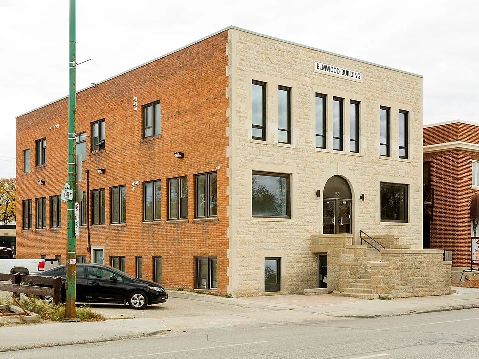 189 Henderson Hwy #5