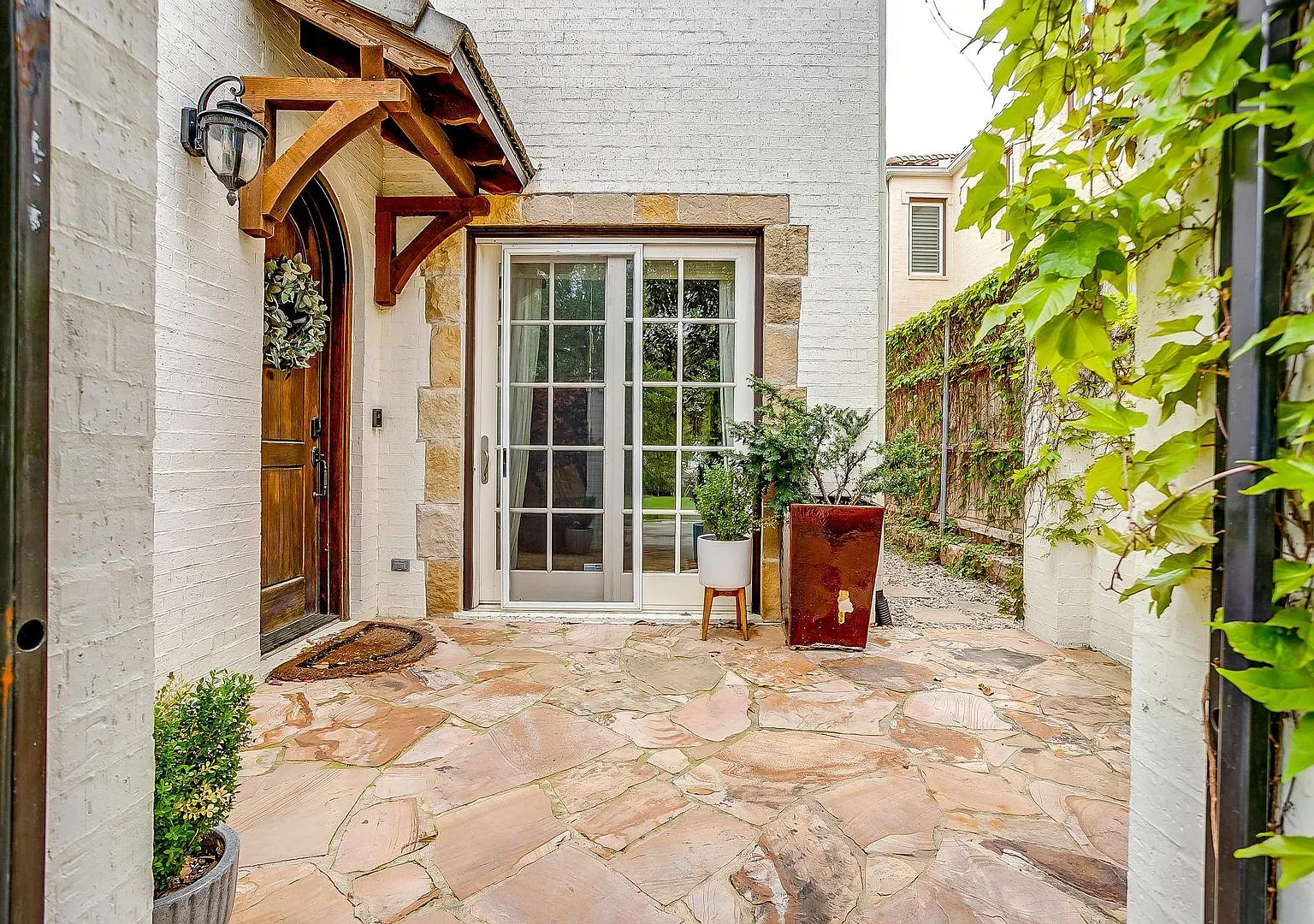 Charming English Tudor Townhome in Highly Sought-After Monticello- 2 Bed, 2.5 Bath- 76107 — Photo 2