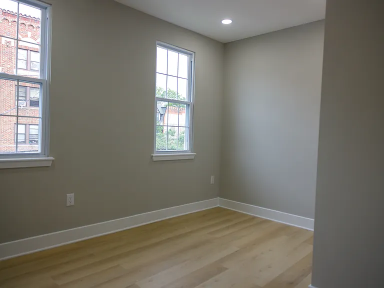 1201 Lindley Ave #4 — Photo 12