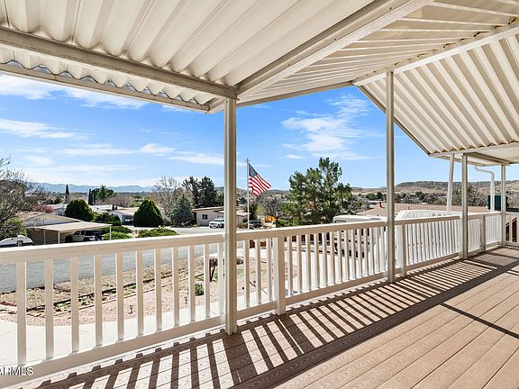 4th image of 1320 N CHESTNUT Trail