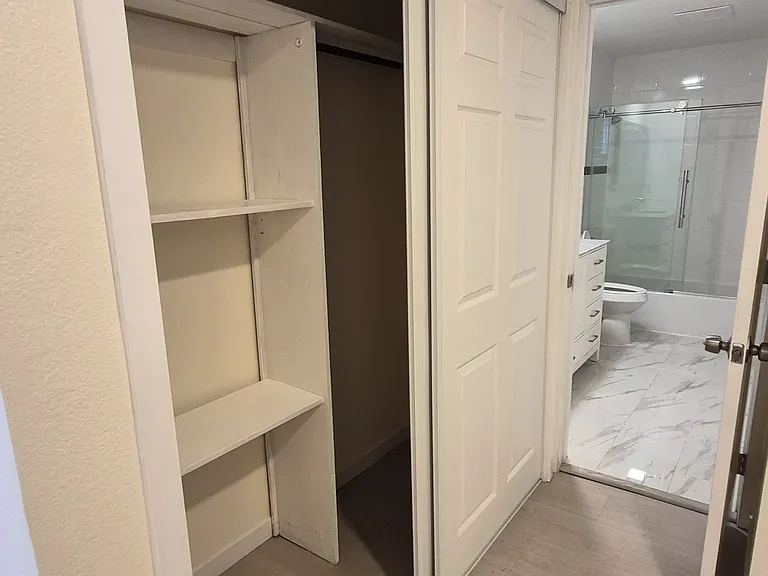 195 Oak Creek Blvd — Photo 10