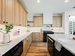 620 Wandering Violets Way, Las Vegas, NV 89138