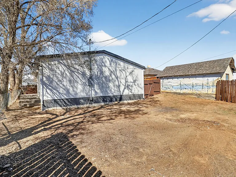 1134 Robinson Ave — Photo 21