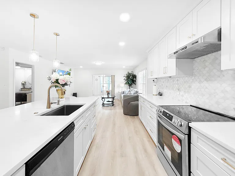 509 N Archer St — Photo 7