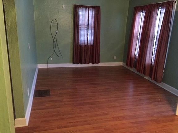 5th image of 460 Vonhof Blvd