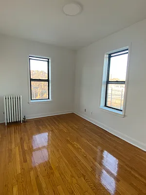 Rented by Legacy Realty Group NYC LLC | media 6