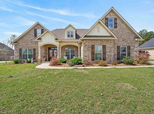 411 Stonegate Trl, Perry, GA 31069