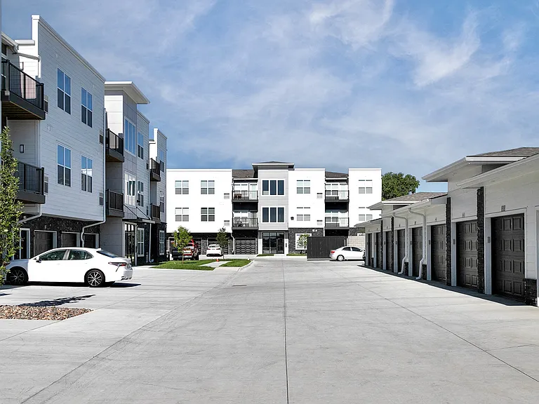 The Parker — Photo 32