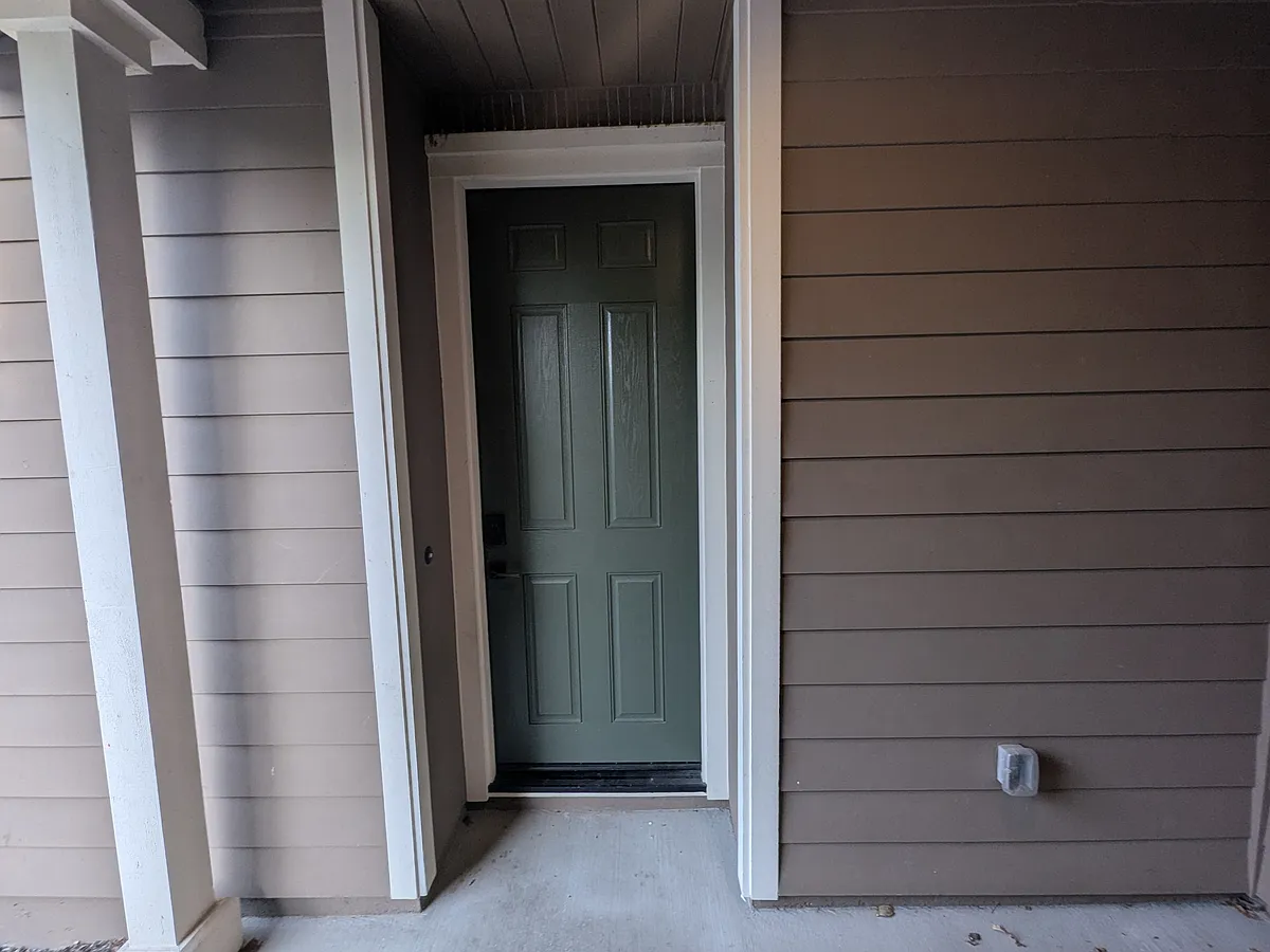 Building Photo - 590 W Hargrove Ave #1