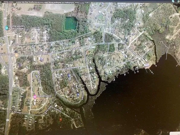147 Water Front Dr, Cedar Pt, NC 28584